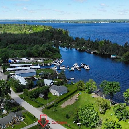 Fun Place With A Sandy Beach For Swimming, Boating, And Fishing, Featuring 3 Available Cabins Fenelon Falls Exteriör bild